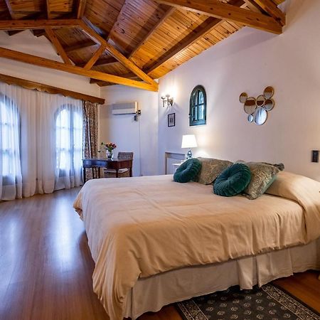 Casona La Chiquita Hotel Chacras de Coria Eksteriør billede