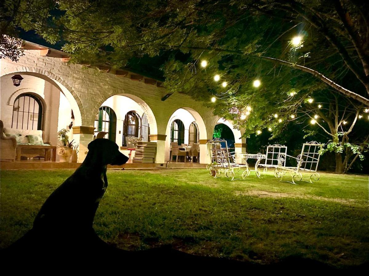 Casona La Chiquita Hotel Chacras de Coria Eksteriør billede